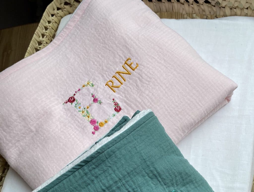 couverture bébé personnalisée prénom brodé cadeau naissance